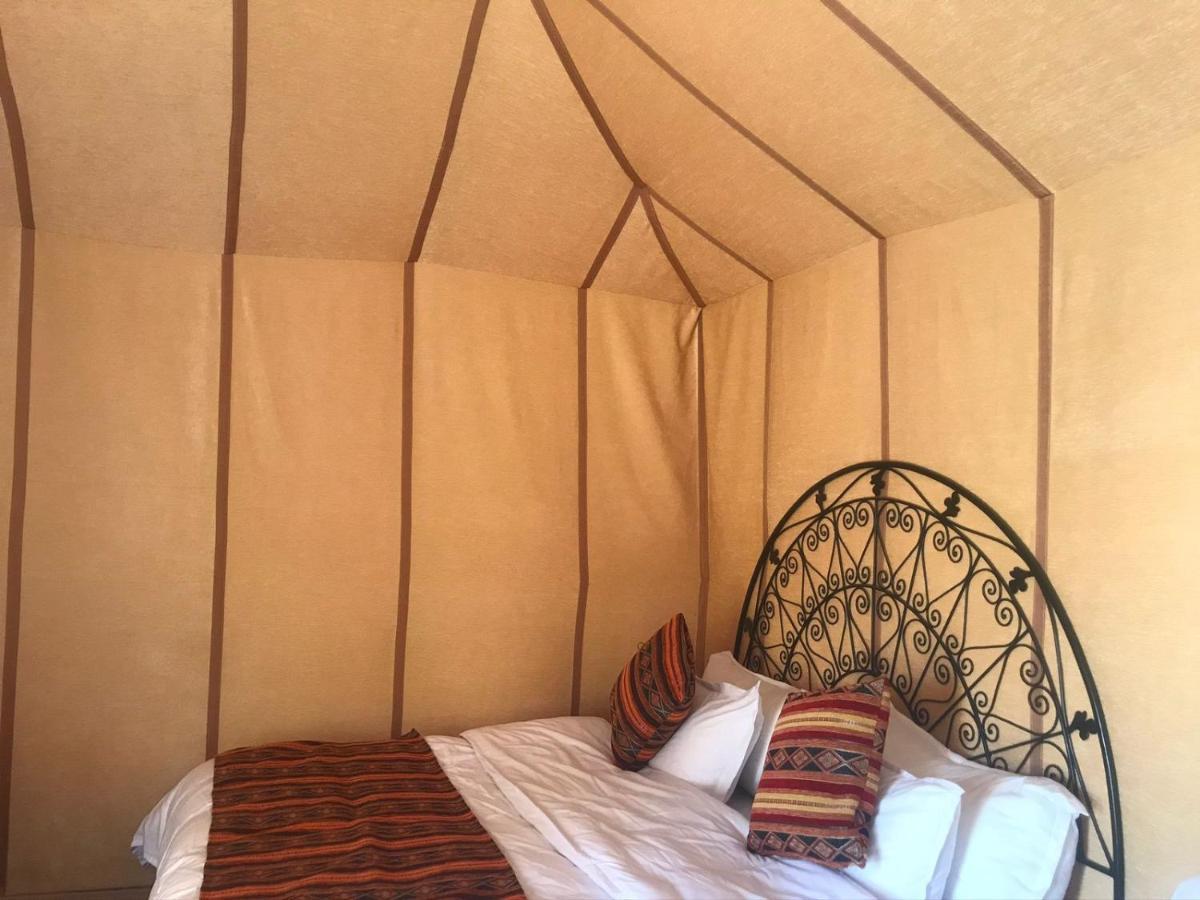 Merzouga Luxury Tents - Glamping ภายนอก รูปภาพ