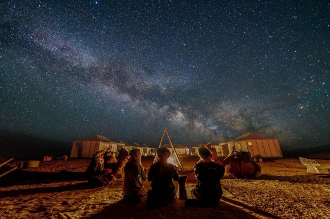 Merzouga Luxury Tents - Glamping ภายนอก รูปภาพ